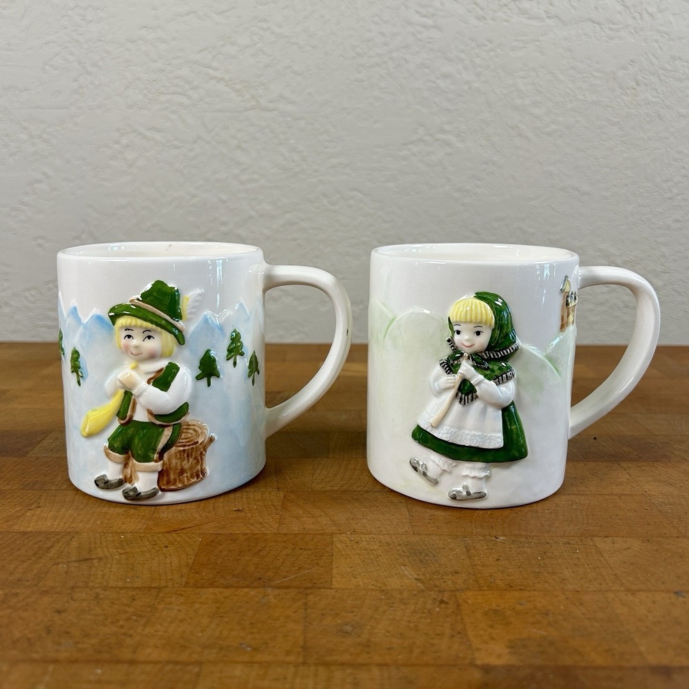 VTG 70s Disney It's A Small World Set of 2 Coffee Mugs Switzerland Alps Boy Girl